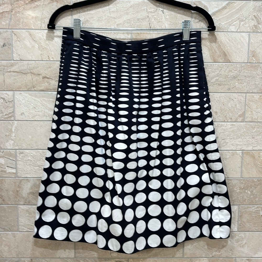 J Crew Navy Blue and White Skirt With Pockets Size 4